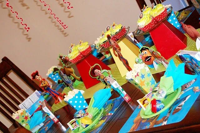 Decoraciones Fiestas Toy Story - LaCelebracion.com