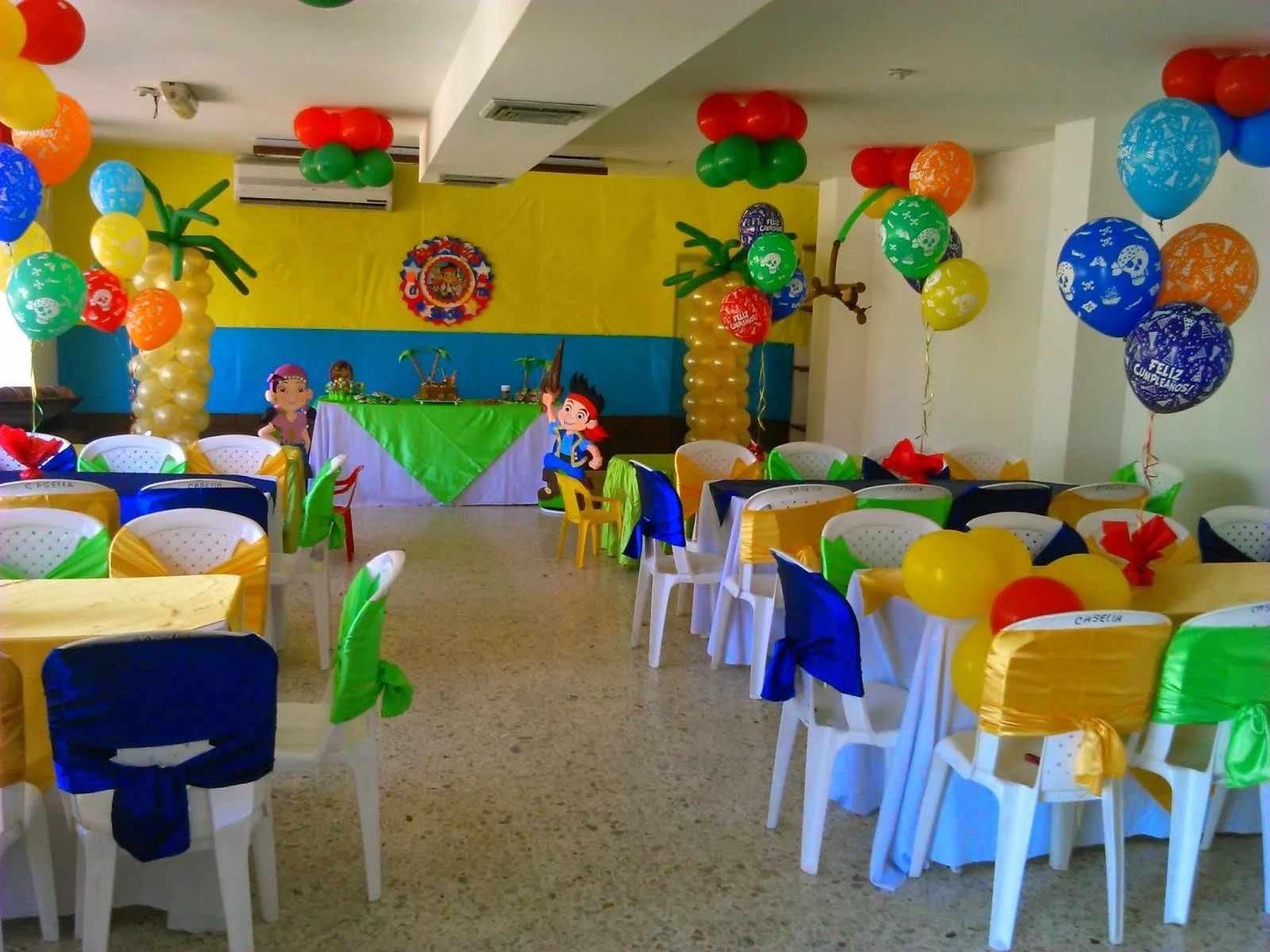 DECORACIONES INFANTILES: decoración de jake el pirata para fiestas