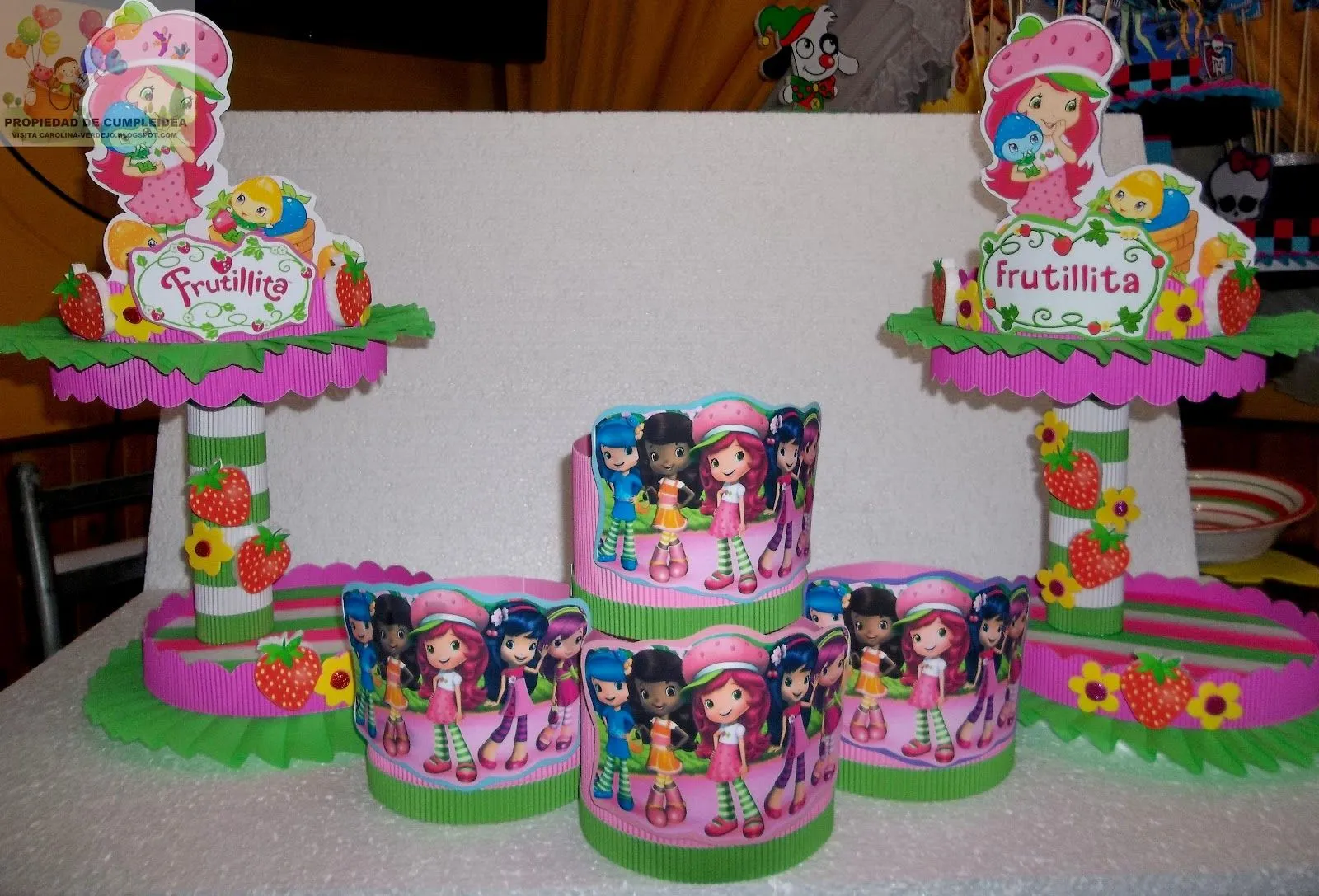 DECORACIONES INFANTILES: frutillita