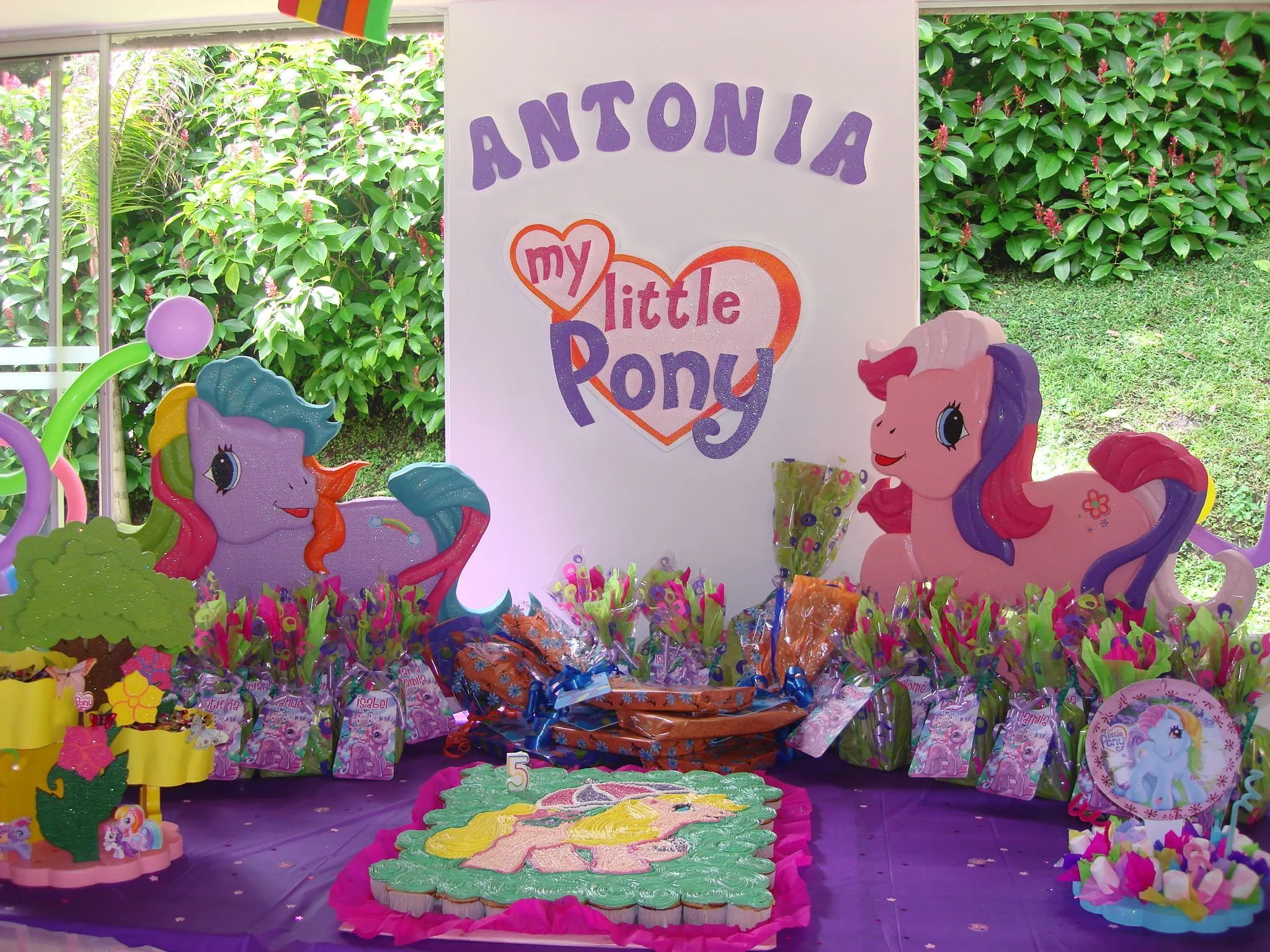 DECORACIONES INFANTILES: my little pony | viole cumple | Pinterest ...