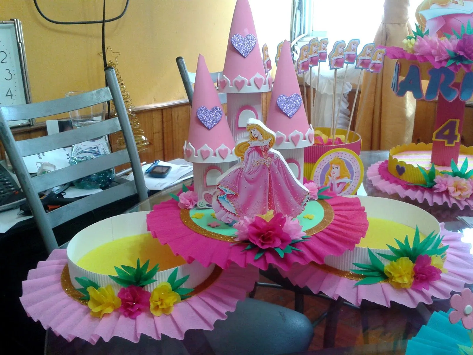 DECORACIONES INFANTILES: PRINCESA AURORA BELLA DURMIENTE