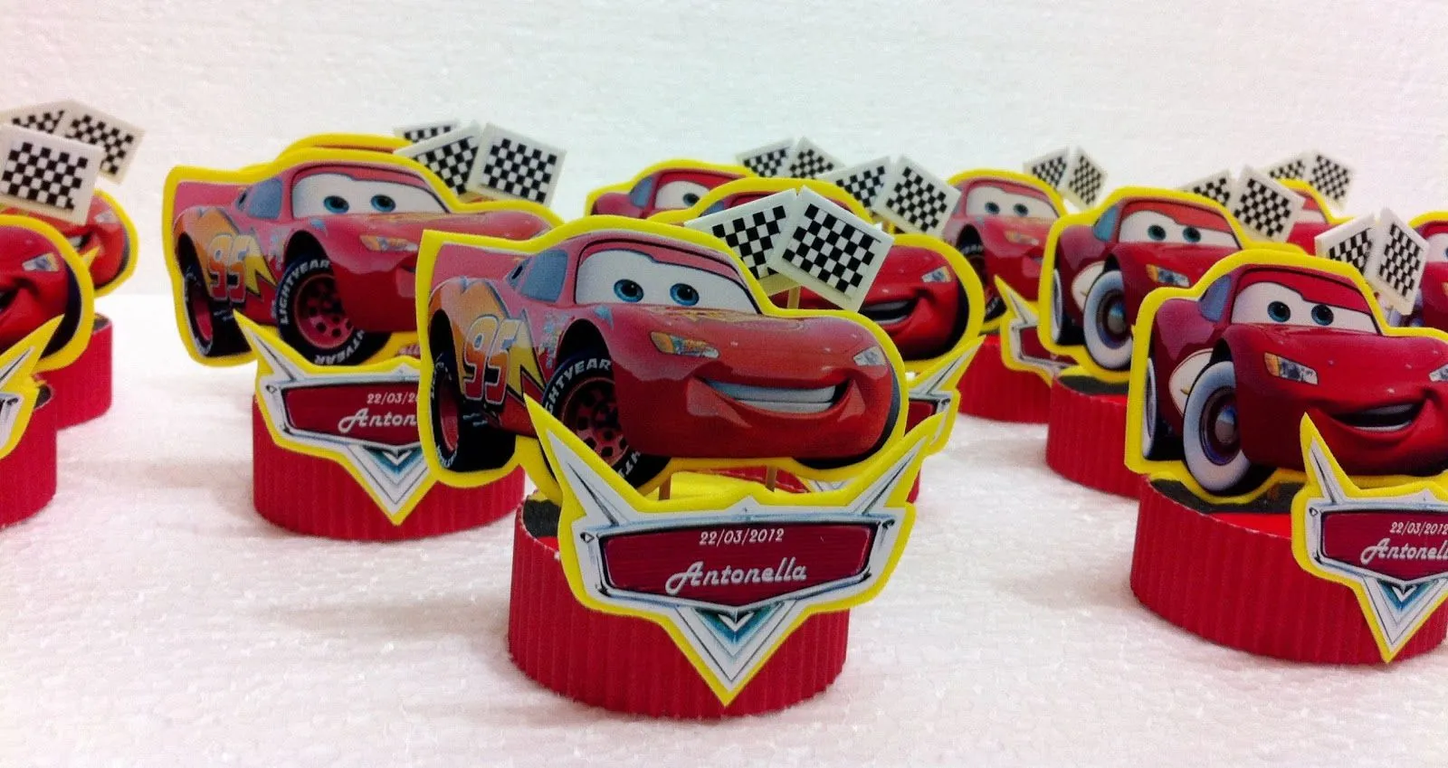 DECORACIONES INFANTILES: SOUVENIRS CARS