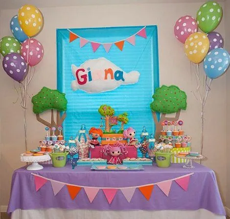 Decoración de cumpleaños de Lalaloopsy