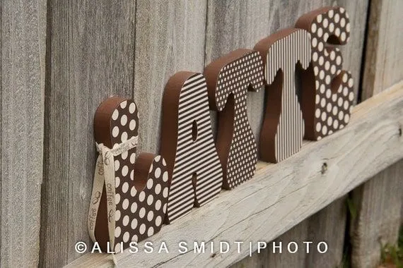 Decorado con Letras de madera LATTE tema de por WanderlustbyAlissa