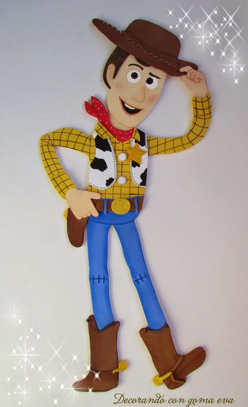 Decorando con goma eva: Woody de Toy Story en goma eva Decorando con goma eva: Woody de Toy Story en goma eva