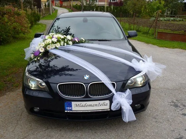 Como decorar autos de novios :