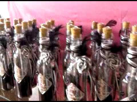 me pueden decir como decorar una botella de sidra para el brindis ... me pueden decir como decorar una botella de sidra para el brindis ...