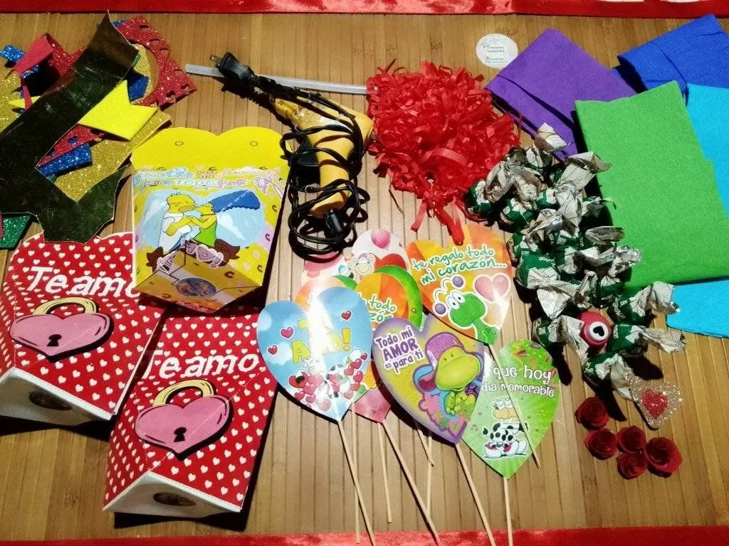 VAMOS A DECORAR UNA CAJITA /LET'S DECORATE A SMALL BOX | PeakD VAMOS A DECORAR UNA CAJITA /LET'S DECORATE A SMALL BOX | PeakD