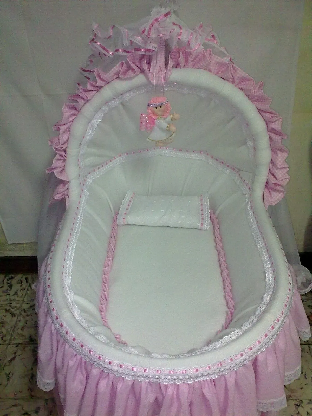 Como decorar canastas para bebés - Imagui