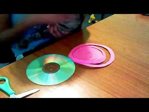 como decorar un cartel parte 1 - YouTube