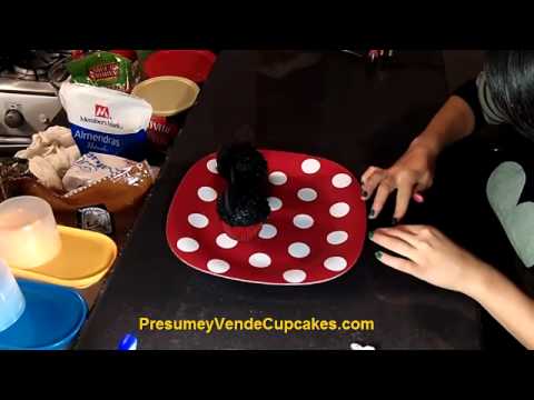 Cómo Decorar Cupcakes De Mickey y Minie Mouse - YouTube