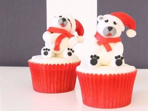 Cómo decorar deliciosos cupcakes de Navidad - YouTube Cómo decorar deliciosos cupcakes de Navidad - YouTube