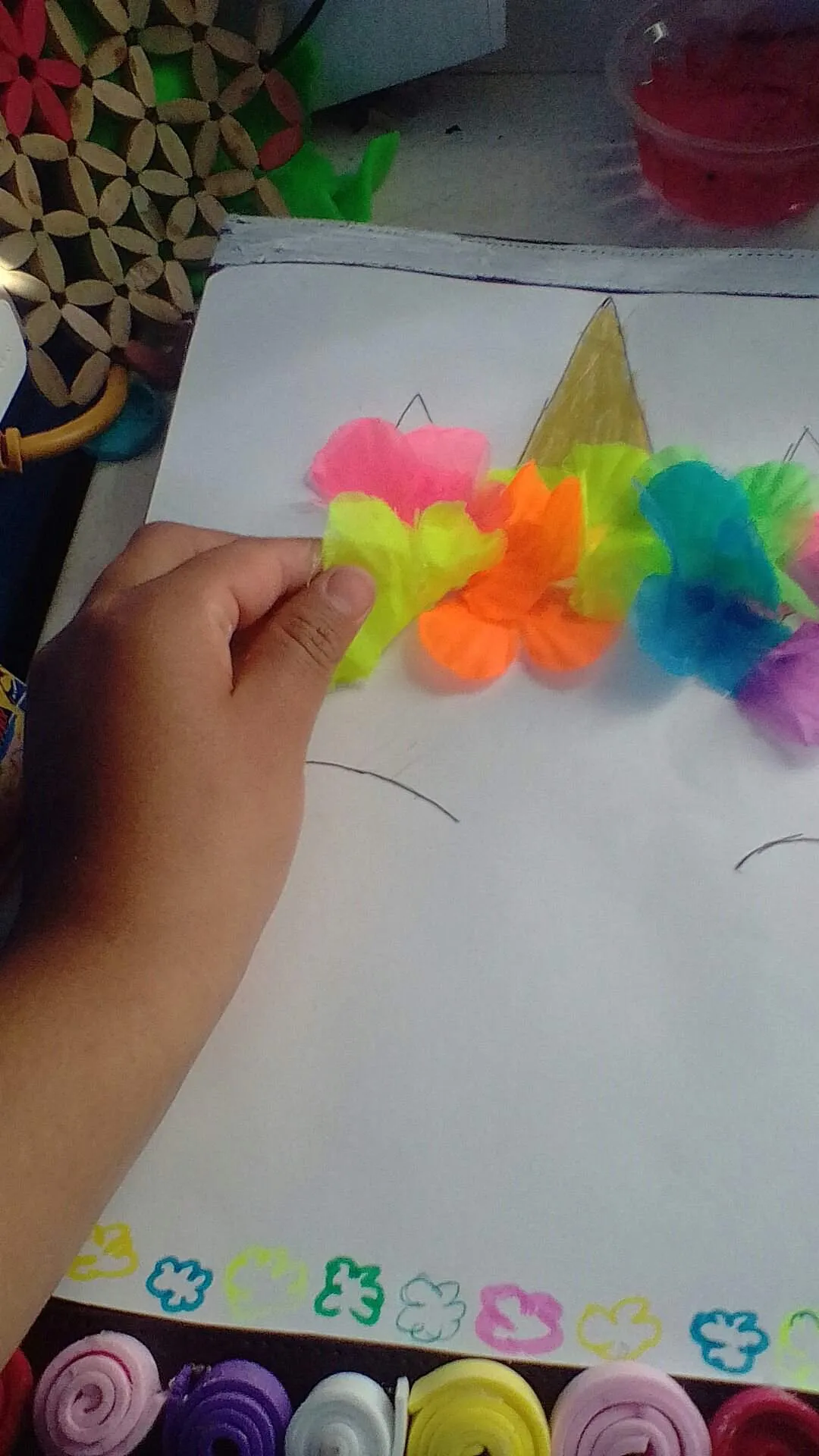 Cómo decorar tu folder o carpeta ♥ | Manualidades Amino Cómo decorar tu folder o carpeta ♥ | Manualidades Amino