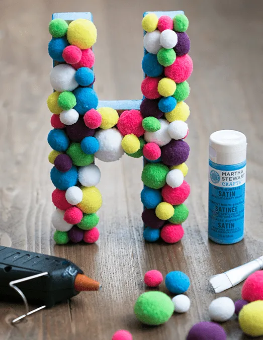 Cómo decorar letras con fieltro - Decoración de Interiores | OpenDeco