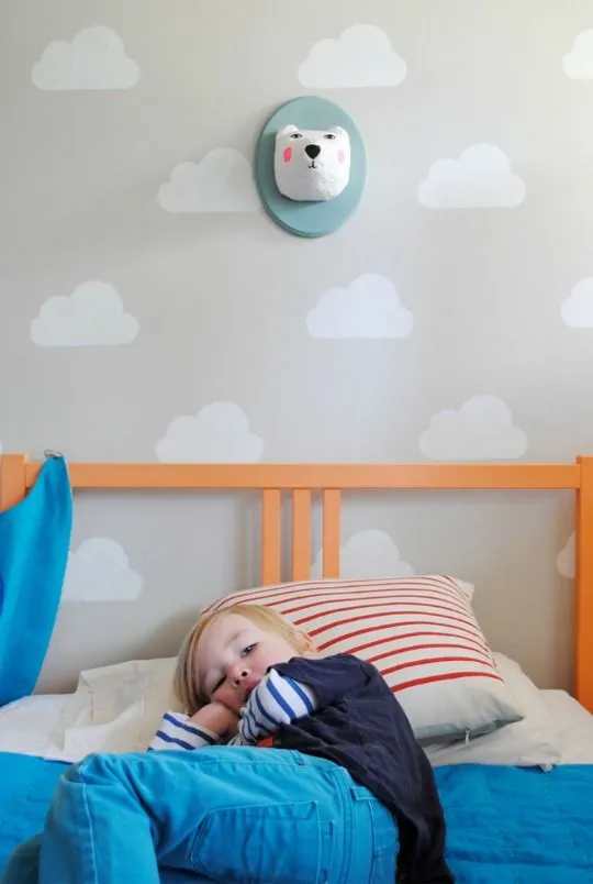 Decorar la pared infantil con nubes | Decoideas.Net