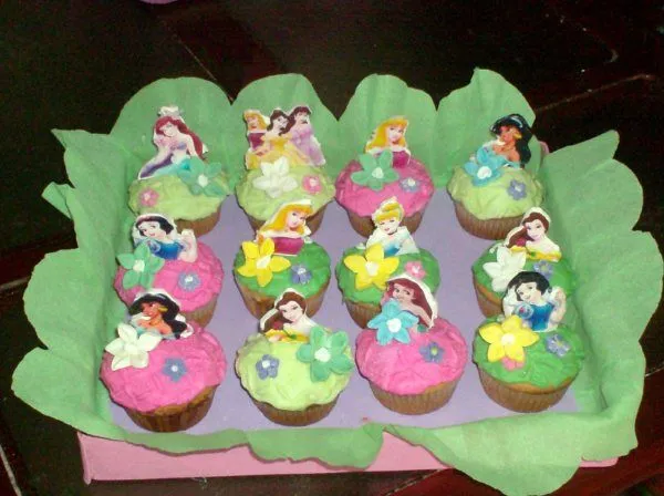Becorat, todo para tus eventos.: Ponquesitos Decorados Becorat, todo para tus eventos.: Ponquesitos Decorados