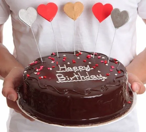 Como Decorar Tortas En Chocolate | tortas decoradas con golosinas Como Decorar Tortas En Chocolate | tortas decoradas con golosinas