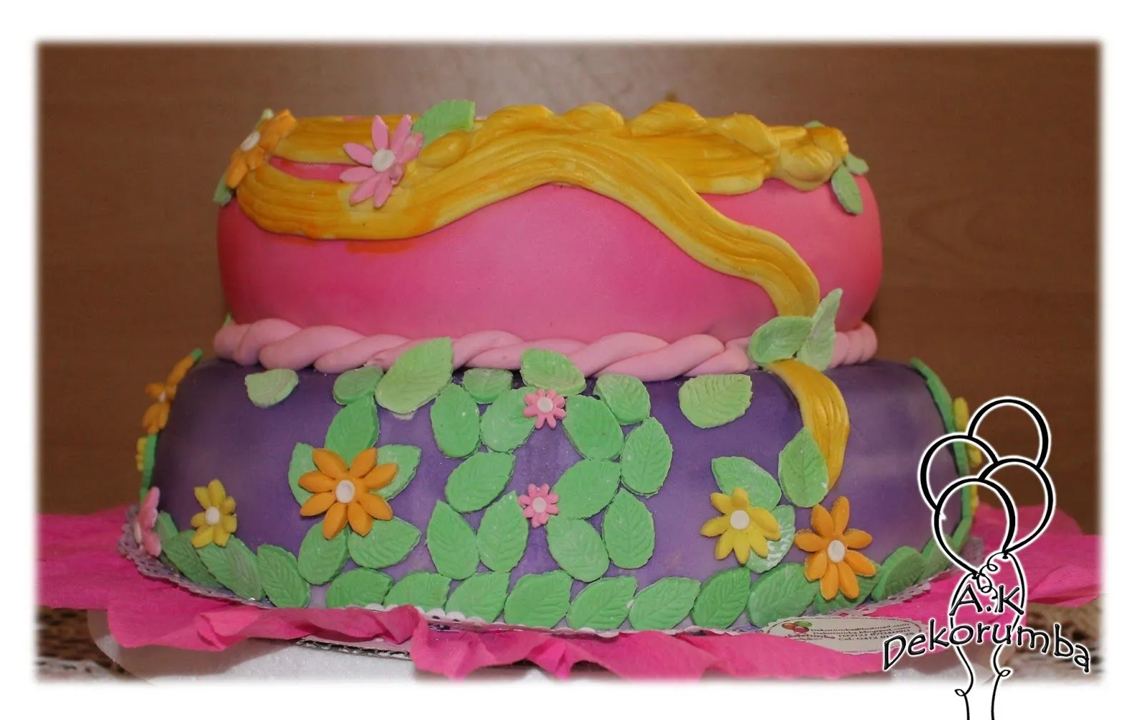 Dekorumba: Torta Decorada de Rapunzel