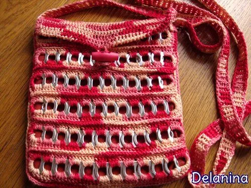 Delanina : Bolso con anillas.