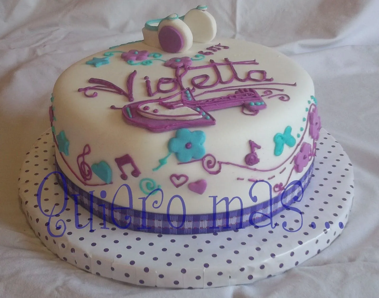 Delicias Quiero mas...: Tortas Violetta de Disney Delicias Quiero mas...: Tortas Violetta de Disney