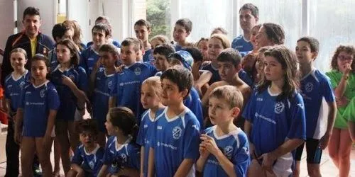 DEPORTES EN ÁVILA: NATACIÓN – Carlos Sastre entregó los diplomas a ... DEPORTES EN ÁVILA: NATACIÓN – Carlos Sastre entregó los diplomas a ...