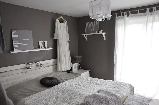 ANTES Y DEPUÉS DE UN DORMITORIO EN COLOR TOPO Y BLANCO | Decorar ... ANTES Y DEPUÉS DE UN DORMITORIO EN COLOR TOPO Y BLANCO | Decorar ...