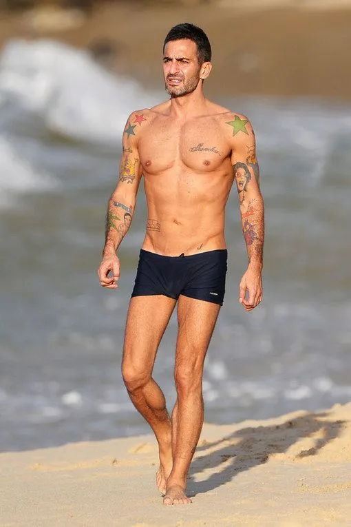 Nos derretimos! Gays famosos y guapos que nunca podremos tener Nos derretimos! Gays famosos y guapos que nunca podremos tener