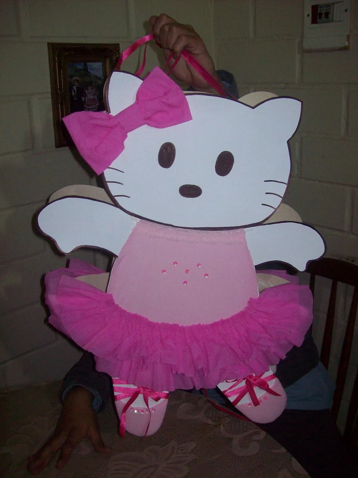 mis desafios: Piñata Hello Kitty