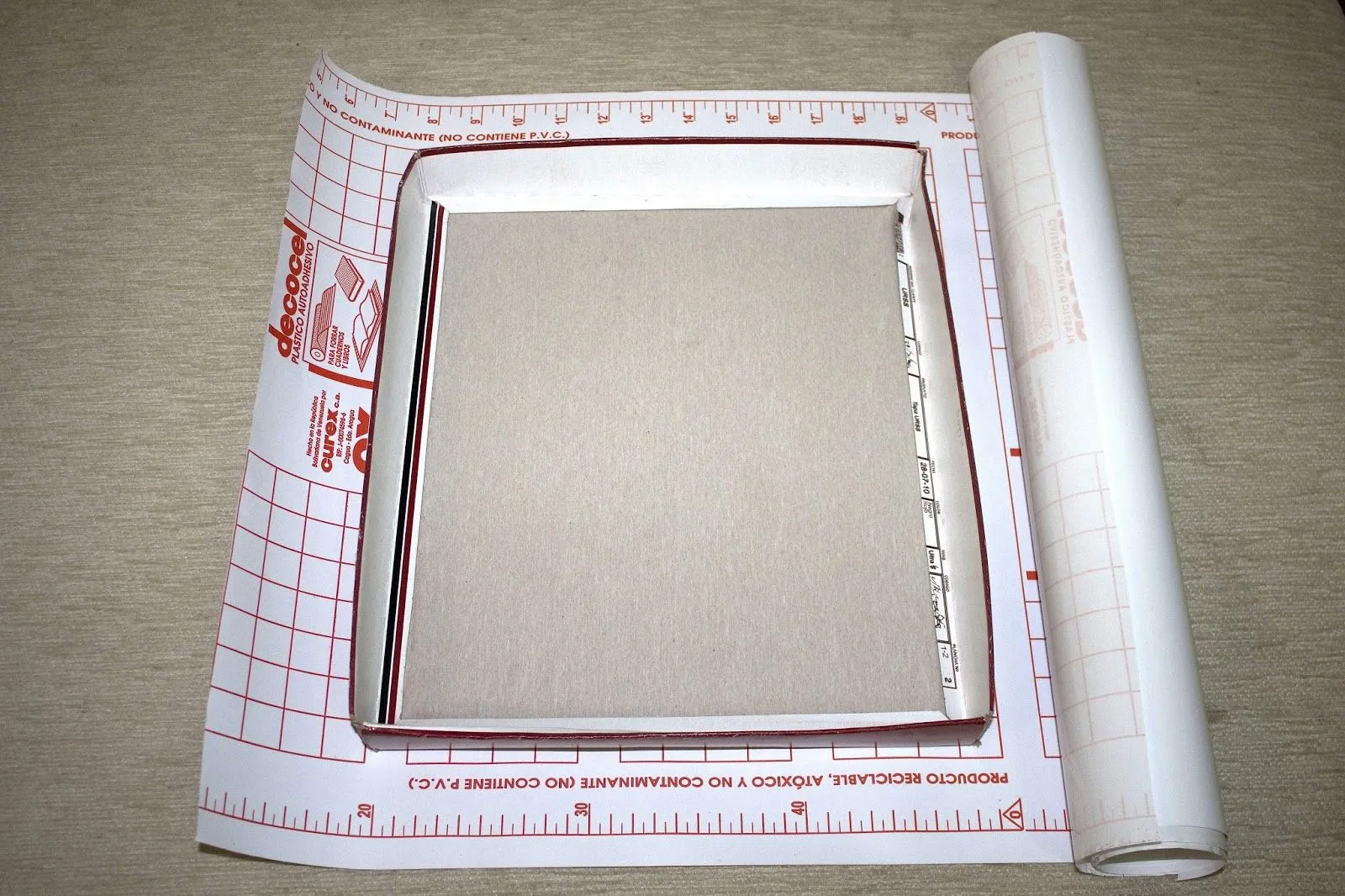 Descubriendo la magia de la Maternidad: Personalizando una caja Descubriendo la magia de la Maternidad: Personalizando una caja