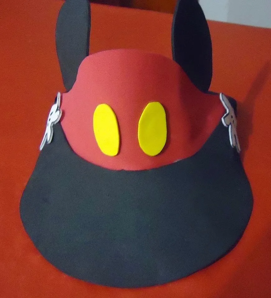 Descubriendo Pequemundos: Gorras de Mickey con sus moldes Descubriendo Pequemundos: Gorras de Mickey con sus moldes