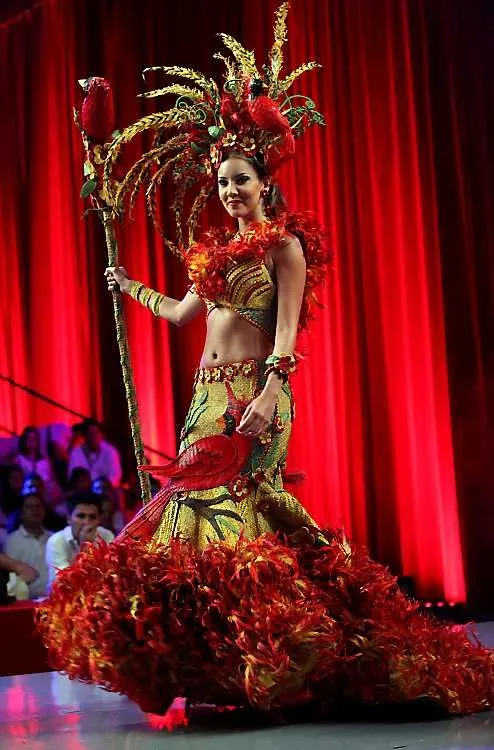 Desfile de trajes artesanales | EL UNIVERSAL - Cartagena