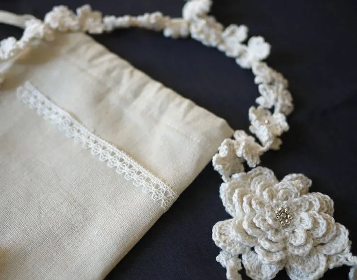 Detalle lazo de flores. | Rosarios y Lazos de boda. | Pinterest Detalle lazo de flores. | Rosarios y Lazos de boda. | Pinterest