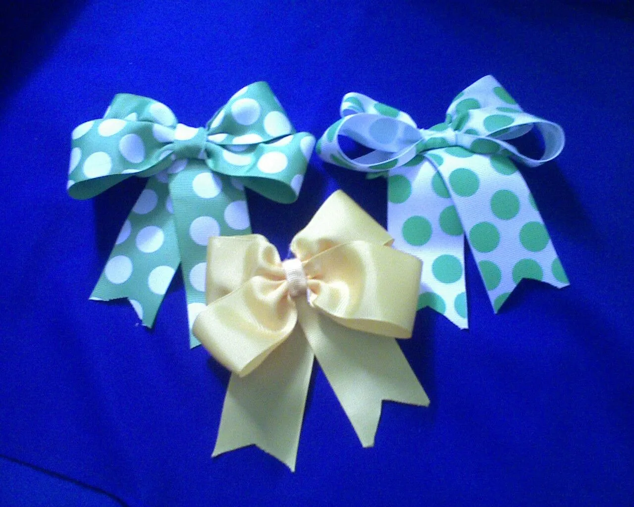 Como hacer ganchos de pelo con cintas - Imagui