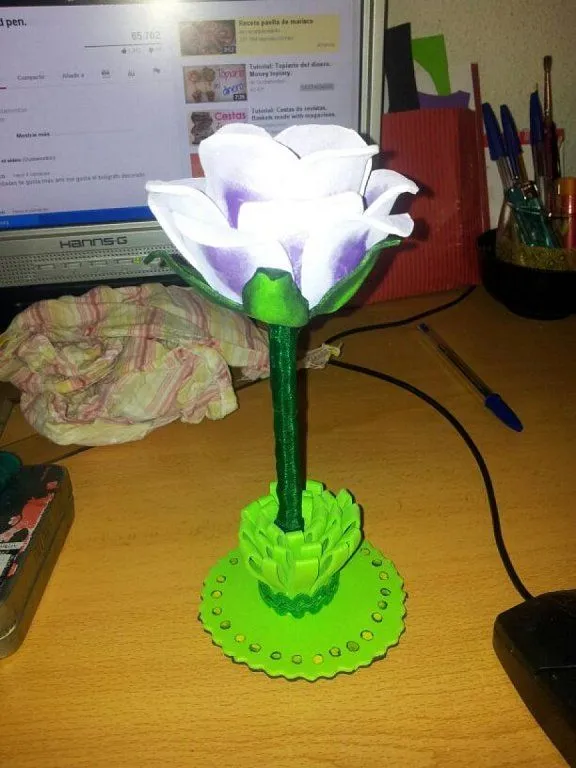 Lapiceros con flores de fomi - Imagui