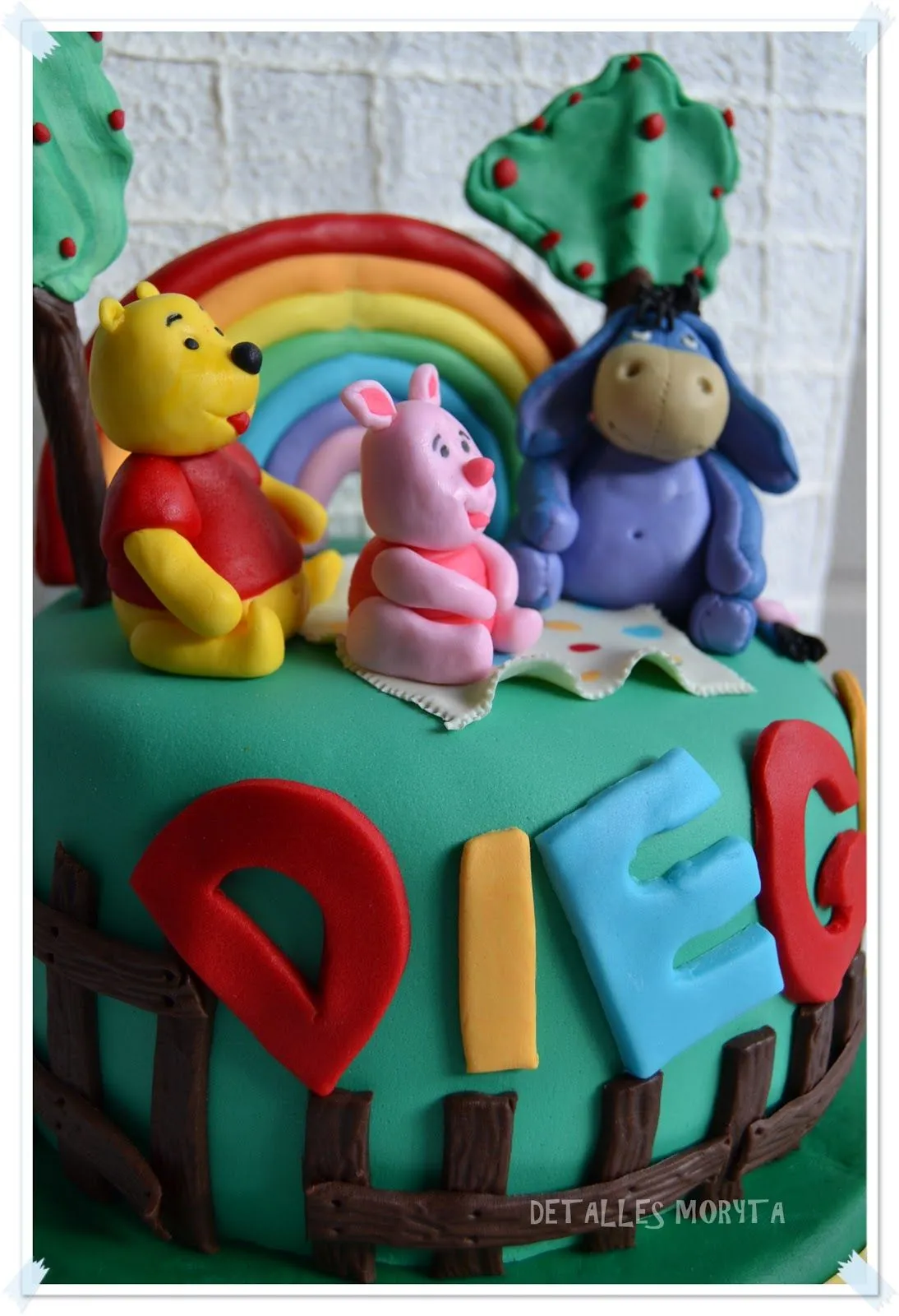 DETALLES MORYTA: Tarta Winnie the Pooh y sus amigos. DETALLES MORYTA: Tarta Winnie the Pooh y sus amigos.