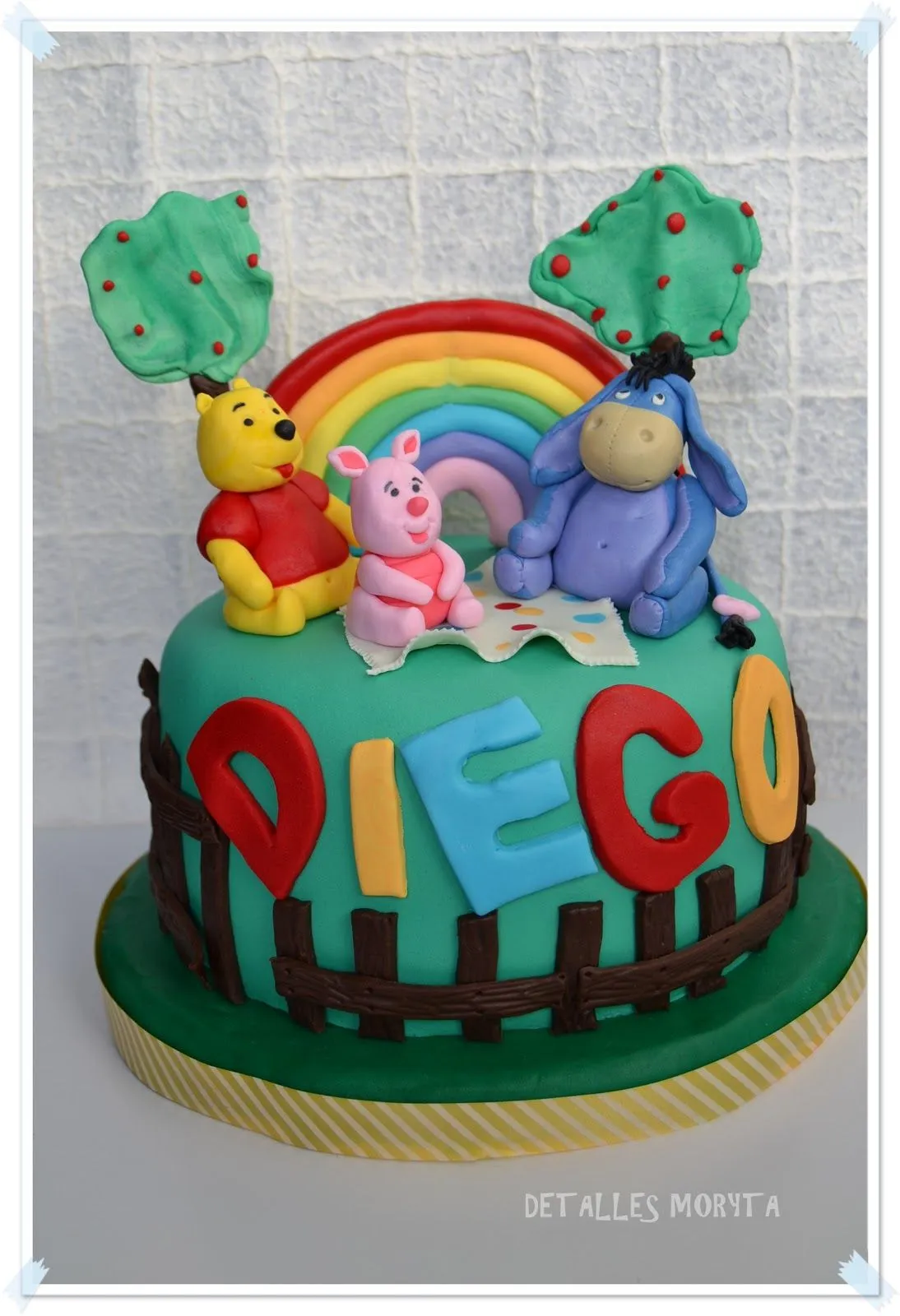 DETALLES MORYTA: Tarta Winnie the Pooh y sus amigos. DETALLES MORYTA: Tarta Winnie the Pooh y sus amigos.