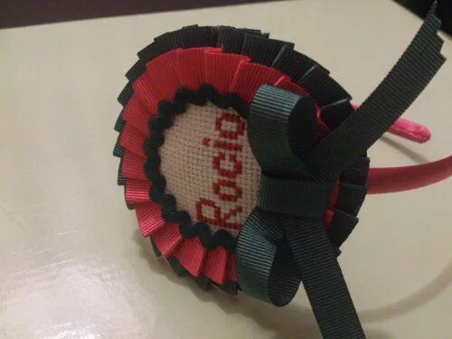 DIADEMAS PERSONALIZADAS CON EL NOMBRE EN PUNTO DE CRUZ | Mi Ratona ... DIADEMAS PERSONALIZADAS CON EL NOMBRE EN PUNTO DE CRUZ | Mi Ratona ...