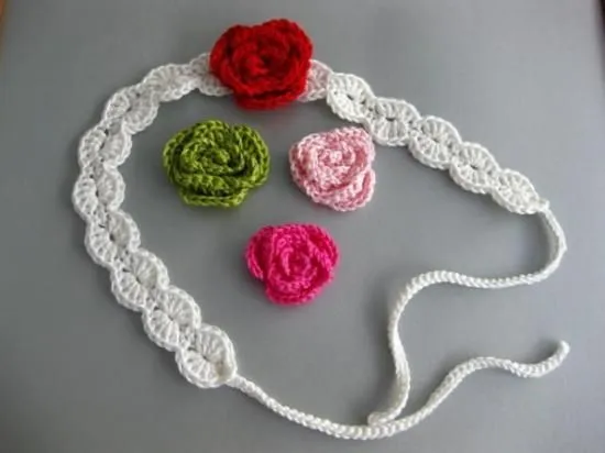 diademas tejidas en crochet | diadema de ganchillo con 2 flores ...