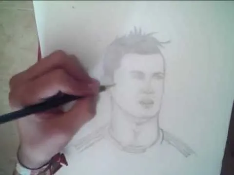 Dibujando a Cristiano Ronaldo 2013 - YouTube Dibujando a Cristiano Ronaldo 2013 - YouTube