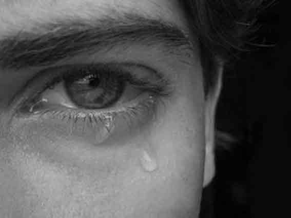 Dibujo de chicos llorando - Imagui