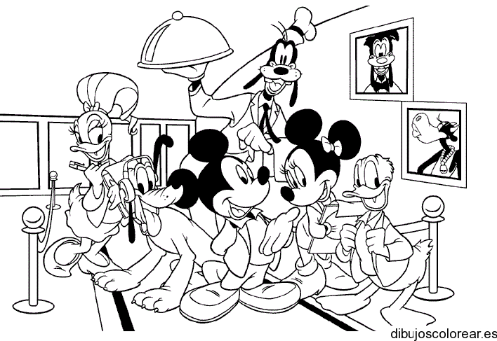 Dibujo de Mickey Mouse en fotografía | Dibujos para Colorear Dibujo de Mickey Mouse en fotografía | Dibujos para Colorear