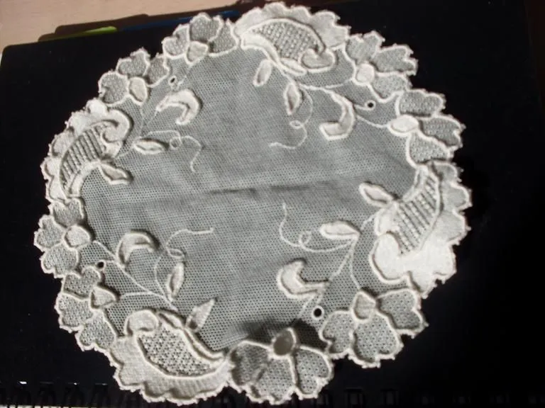 Dibujos bordados sobre tul - Imagui
