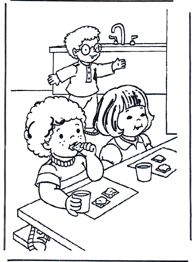 ninos desayunando Colouring Pages