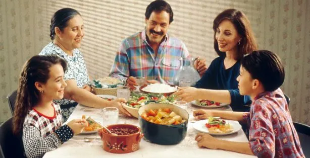 DIETA & SALUD: NO HAY NADA MÁS LINDO QUE LA FAMILIA UNIDA DIETA & SALUD: NO HAY NADA MÁS LINDO QUE LA FAMILIA UNIDA