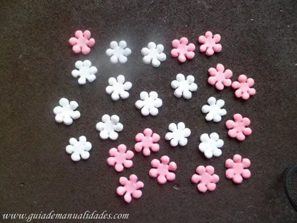 Un dije corazón de porcelana fría - Guía de MANUALIDADES Un dije corazón de porcelana fría - Guía de MANUALIDADES