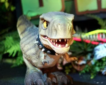 Otro dinosaurio-juguete-robot - Robótica