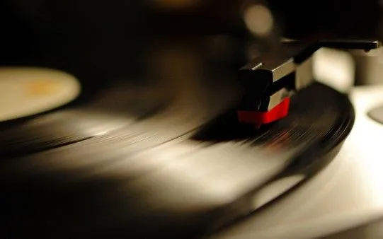 Disco Vinilo Sonando - Fondos de Pantalla. Imágenes y Fotos ...