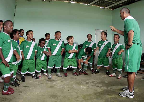 Discriminacion en el Futbol? Ya Nunca Mas Lince - Taringa! Discriminacion en el Futbol? Ya Nunca Mas Lince - Taringa!