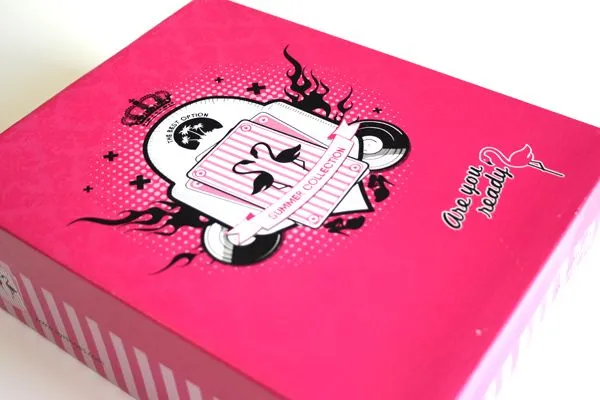 Diseño de caja de cartón para calzado Diseño de caja de cartón para calzado