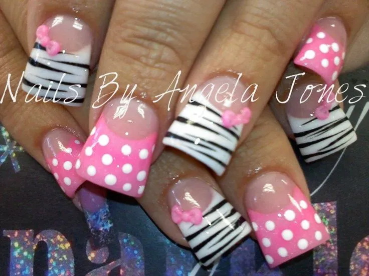 Diseño de uñas de acrilico de colores - Imagui